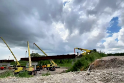 Un ponte che prende forma: Campotto